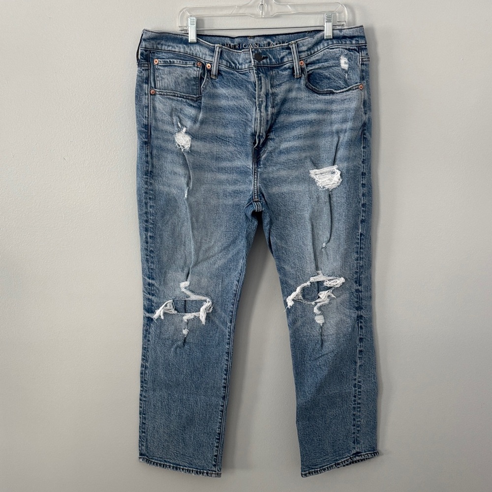 American Eagle Men's Relaxed Straight Jeans Size 38x30 Distressed